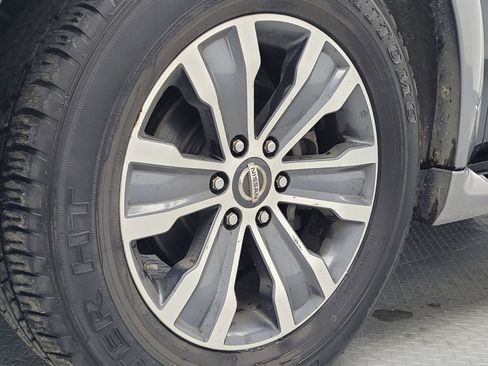 Used 2018 Nissan Armada SL w/ Moonroof Package image 31