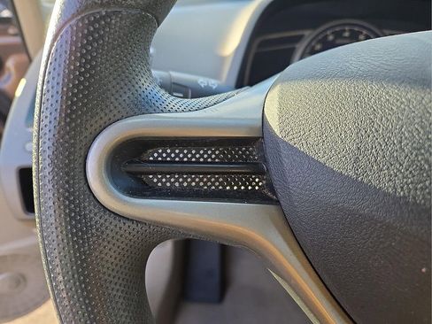 Used 2011 Honda Civic LX image 25