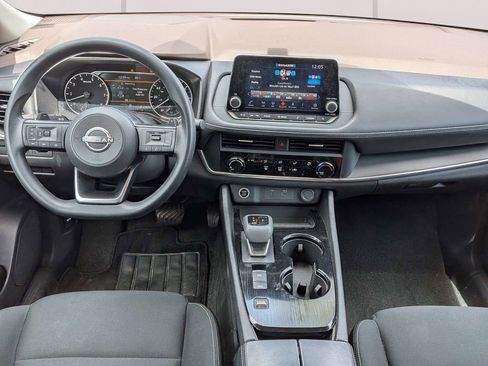 Used 2023 Nissan Rogue S image 14