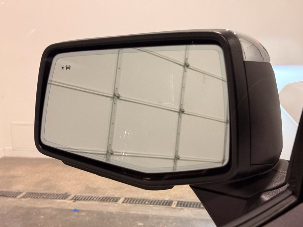 Used 2026 GMC Sierra 1500 SLT AWD/4WD image 13