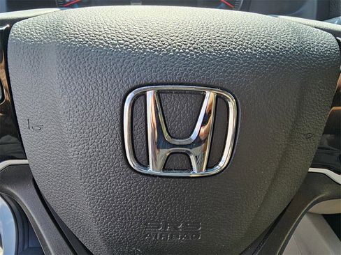 Used 2022 Honda Pilot Touring image 22