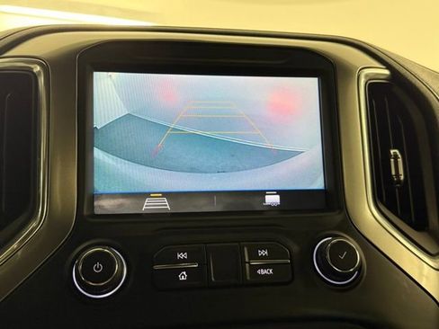 Used 2021 Chevrolet Silverado 1500 LT image 22