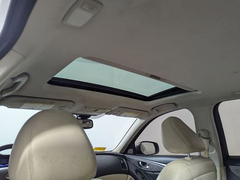 Used 2017 INFINITI Q50 3.0t Premium w/ 3.0T Premium Plus Package image 17