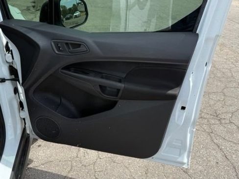 Used 2016 Ford Transit Connect XL FWD image 17