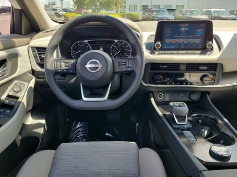 Certified 2023 Nissan Rogue SV AWD/4WD image 10