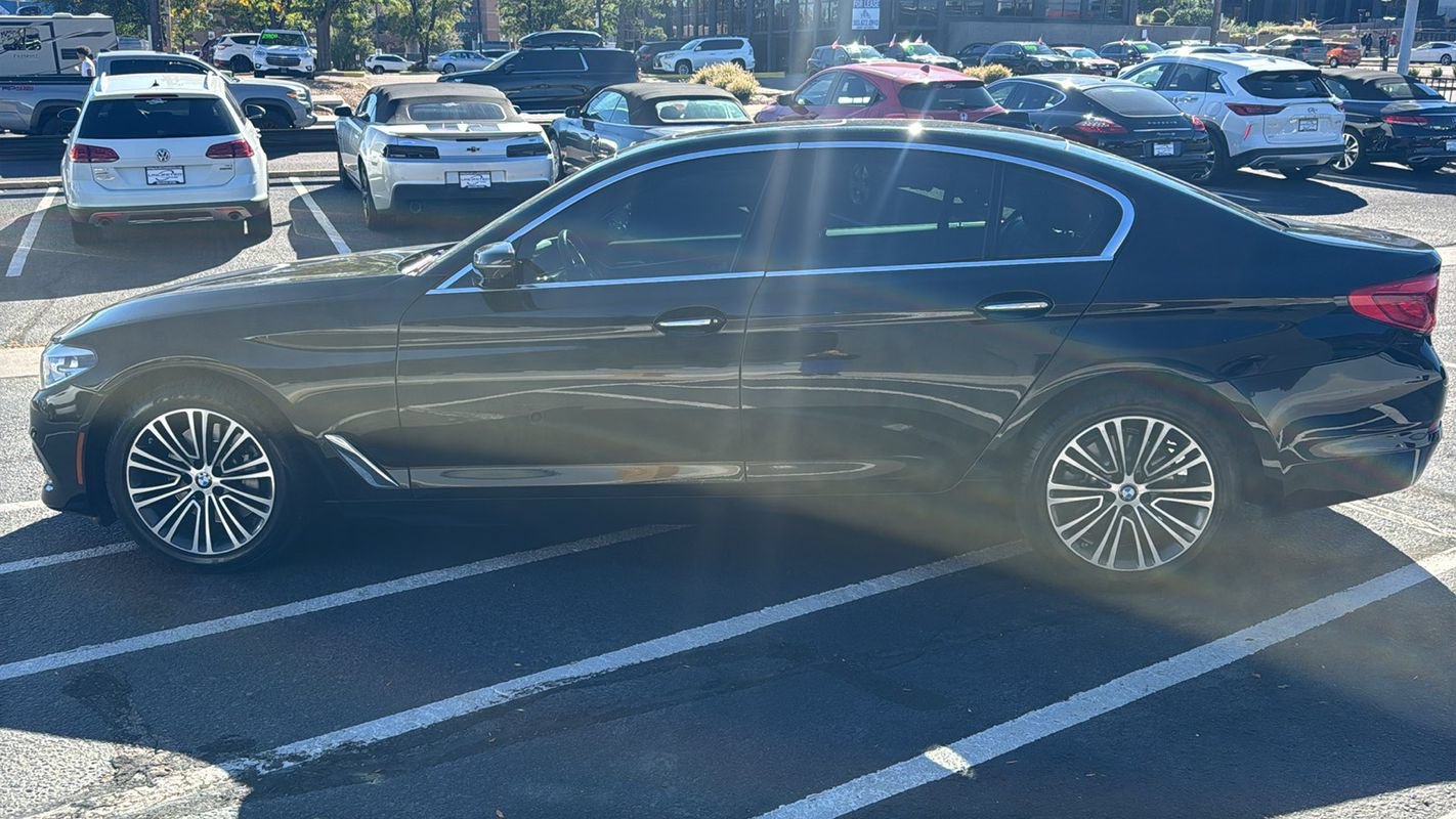Used 2018 BMW 530i xDrive AWD/4WD image 4