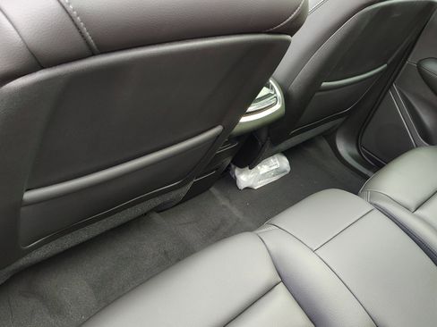 New 2025 Cadillac XT6 Luxury image 37