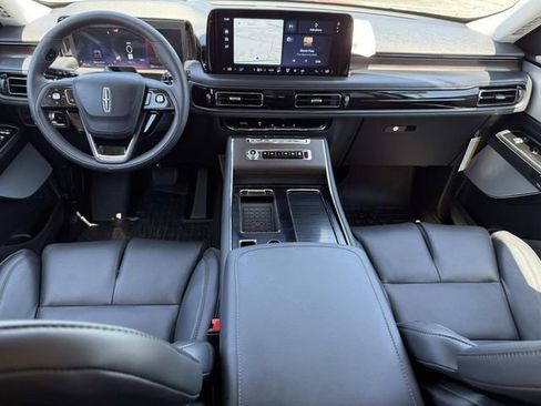 New 2025 Lincoln Aviator Reserve w/ Equipment Group 201A image 9
