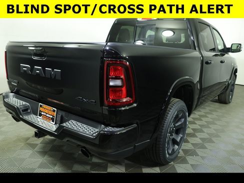 New 2026 RAM 1500 4x4 Crew Cab image 10