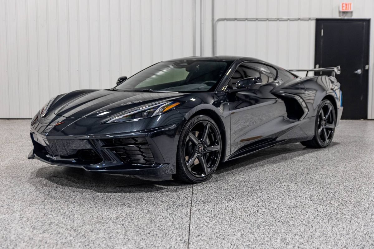 Used 2024 Chevrolet Corvette Stingray Coupe w/ Battery Protection Package RWD image 1