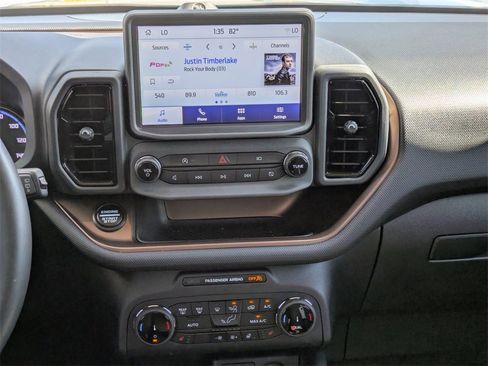 Used 2024 Ford Bronco Sport Badlands w/ Premium Package image 18