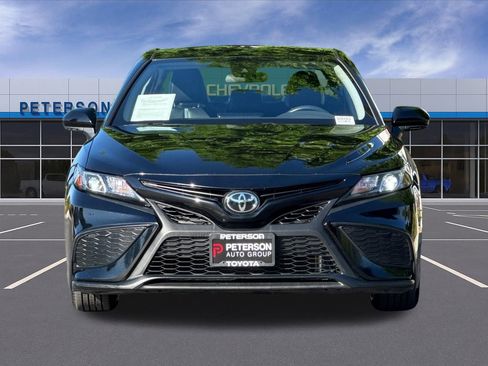 Used 2024 Toyota Camry SE FWD image 10