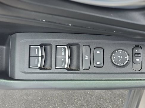 Used 2024 Honda Accord EX image 26