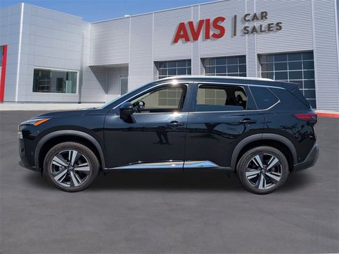 Used 2023 Nissan Rogue SL w/ SL Premium Package image 10