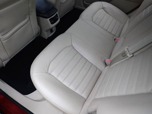 Used 2013 Ford Fusion SE FWD image 10