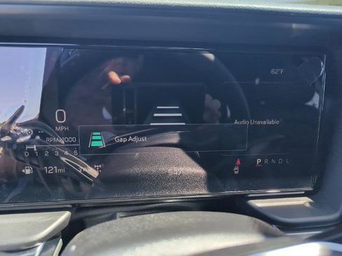 New 2025 GMC Terrain Elevation w/ Elevation Premium Package image 37
