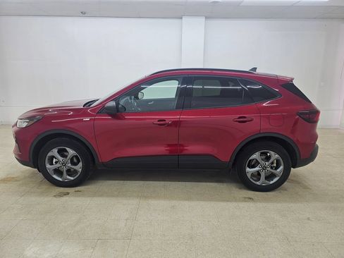 Used 2025 Ford Escape ST-Line AWD/4WD image 16