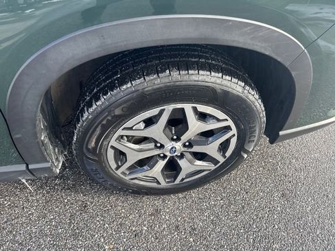 Certified 2023 Subaru Forester Premium image 17