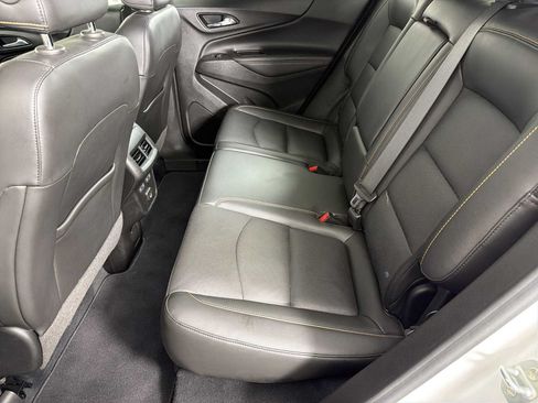 Used 2021 Chevrolet Equinox Premier FWD image 19