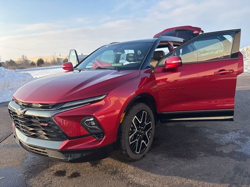 Used 2023 Chevrolet Blazer RS w/ Enhanced Convenience Package image 20