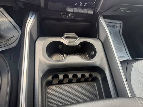 Used 2025 RAM 1500 Big Horn AWD/4WD image 22