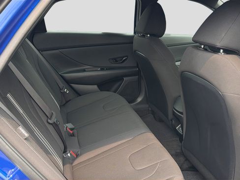 Certified 2025 Hyundai Elantra SEL FWD image 26