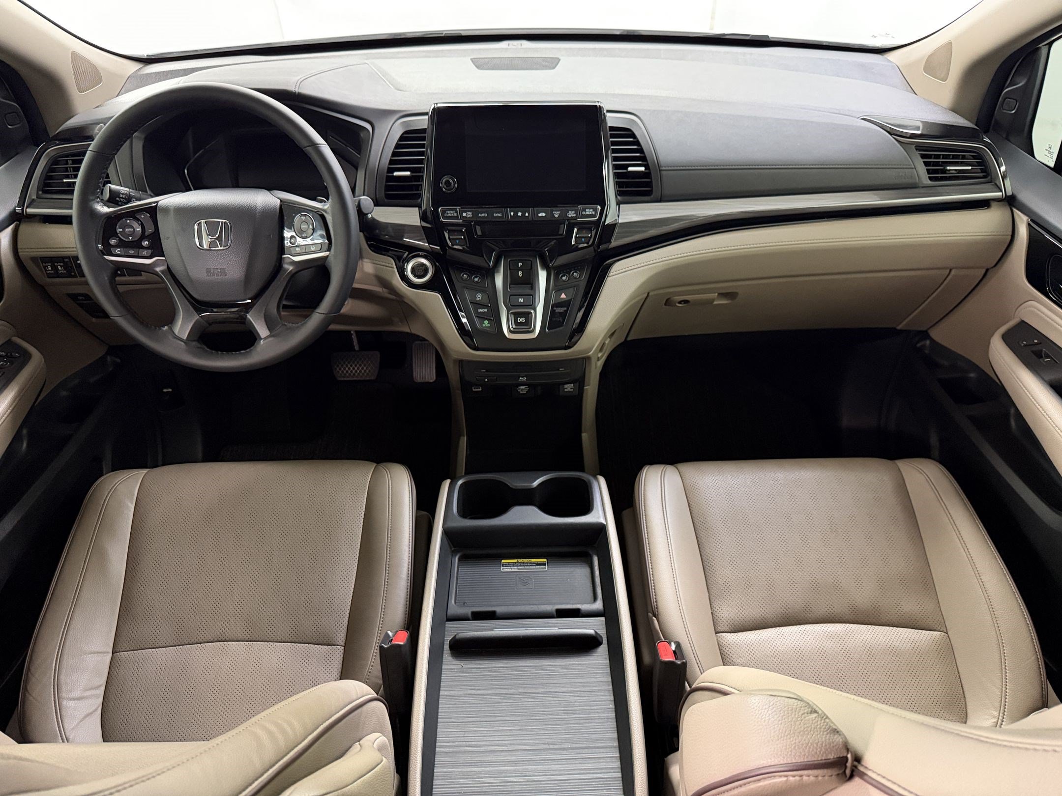 Certified 2024 Honda Odyssey Elite image 16