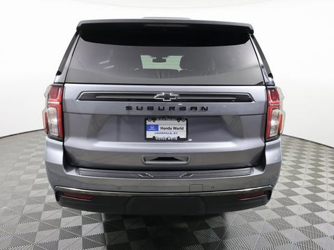 Used 2021 Chevrolet Suburban Z71 image 6