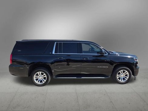 Used 2019 Chevrolet Suburban LT AWD/4WD image 7