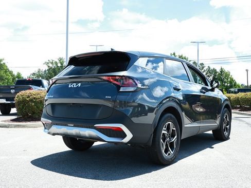 Used 2023 Kia Sportage LX AWD/4WD image 6