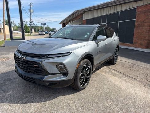 New 2025 Chevrolet Blazer RS w/ Driver Confidence II Package FWD image 2