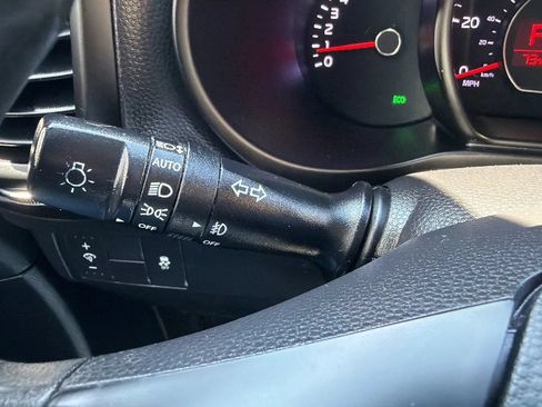 Used 2019 Kia Soul + FWD image 14