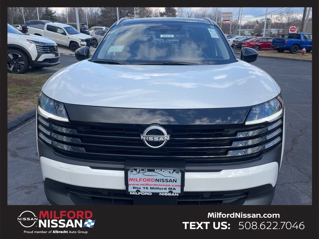Used 2026 Nissan Kicks SV w/ SV Premium Package AWD/4WD image 8