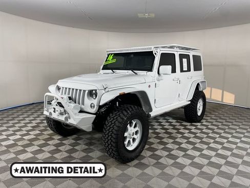 Used 2016 Jeep Wrangler Unlimited Rubicon AWD/4WD image 1
