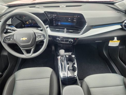 New 2026 Chevrolet Trax LT image 13