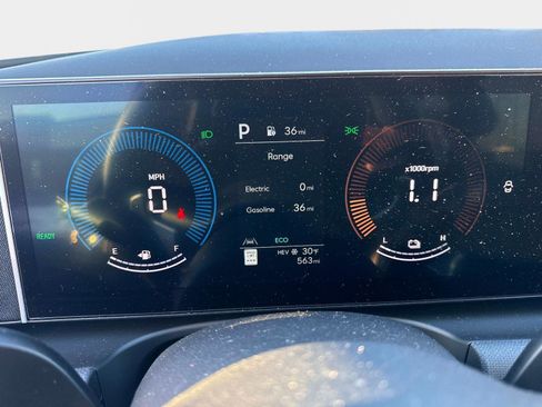 Used 2025 Hyundai Tucson SEL image 28