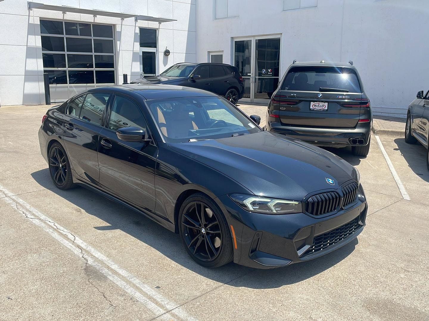 Used 2023 BMW 330i Sedan w/ M Sport Package RWD image 2