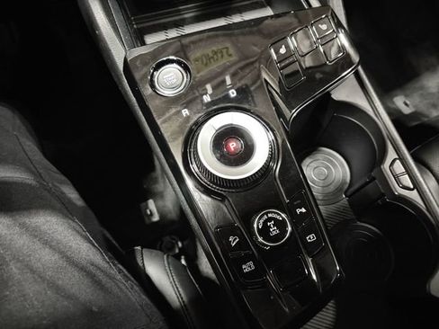 Certified 2024 Kia Sportage EX w/ EX Premium Package image 24