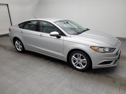 Used 2018 Ford Fusion S image 11