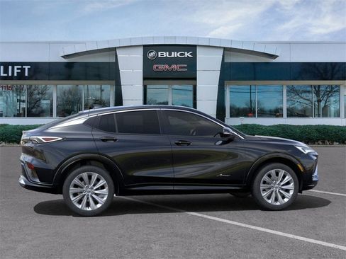 New 2025 Buick Envista Avenir image 6