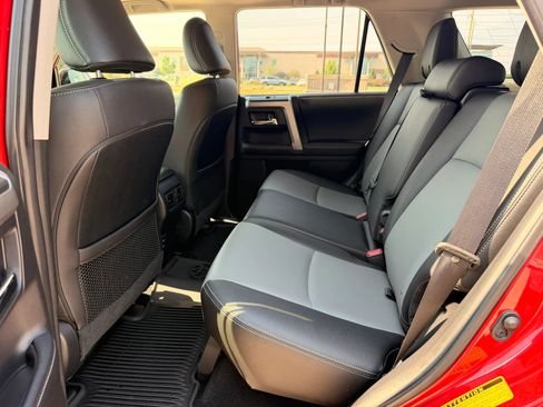 Used 2019 Toyota 4Runner SR5 Premium AWD/4WD image 20