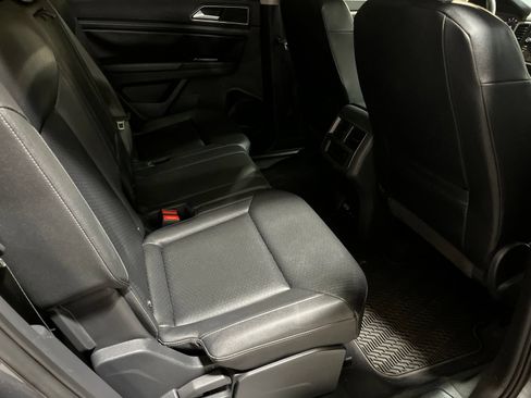 Used 2019 Volkswagen Atlas SEL R-Line FWD image 16