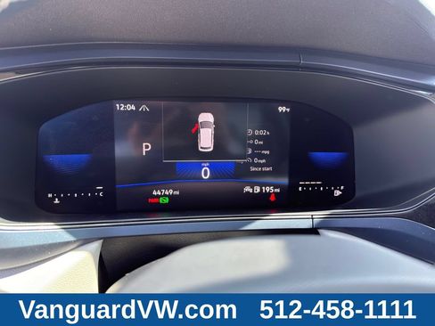 Used 2022 Volkswagen Taos SE AWD/4WD image 21