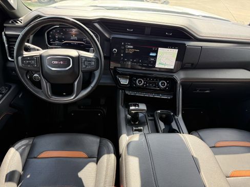 Used 2025 GMC Sierra 1500 AT4 AWD/4WD image 14