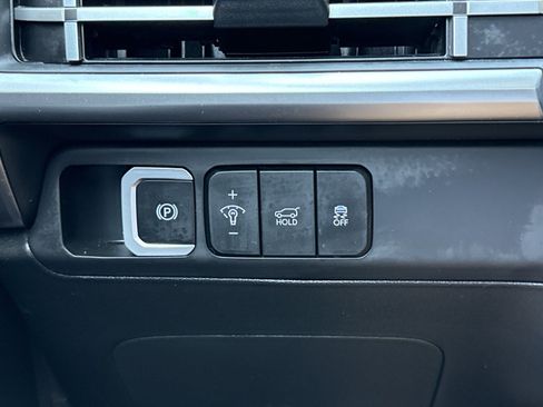 Certified 2025 Hyundai Santa Fe SEL FWD image 20