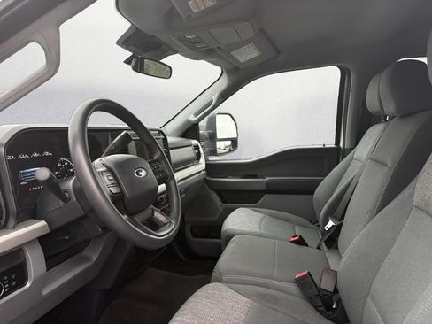 Used 2025 Ford F250 XLT w/ FX4 Off-Road Package AWD/4WD image 9