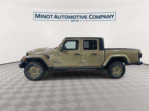 New 2026 Jeep Gladiator Sport AWD/4WD image 5