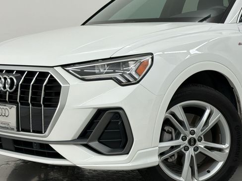 Used 2023 Audi Q3 2.0T Premium Plus w/ Premium Plus Package AWD/4WD image 12