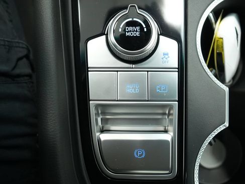 Used 2026 Genesis G70 2.5T AWD/4WD image 35