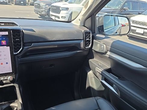 Used 2024 Ford Ranger Lariat w/ Advanced Towing Package AWD/4WD image 17
